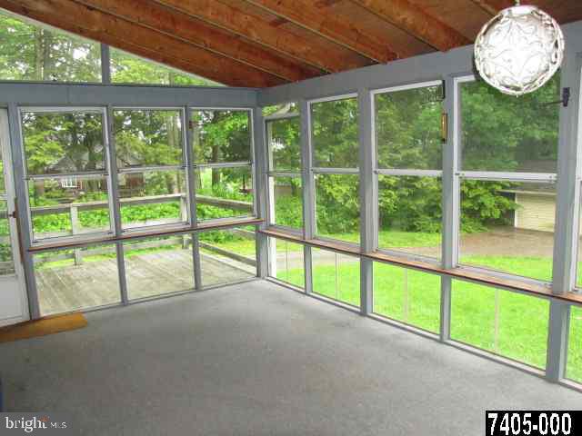 158 Pickett Road Dover, PA 17315 - Photo 19 of 25 Gallery Image 19