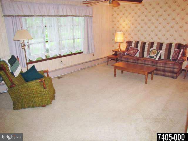 158 Pickett Road Dover, PA 17315 - Photo 2 of 25 Gallery Image 2