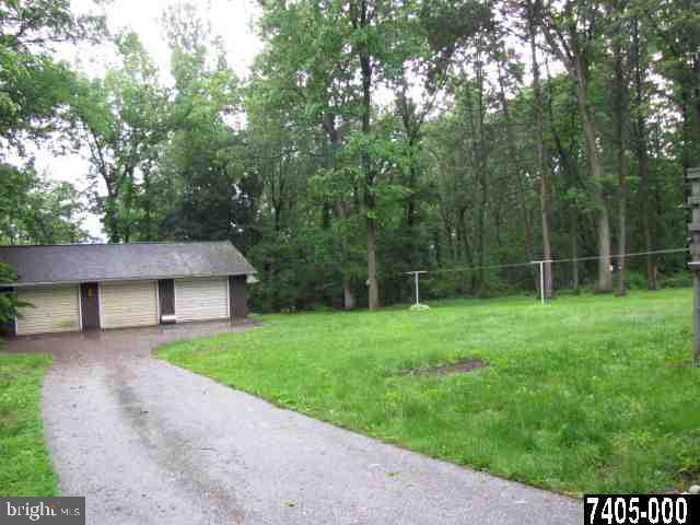 158 Pickett Road Dover, PA 17315 - Photo 23 of 25 Gallery Image 23