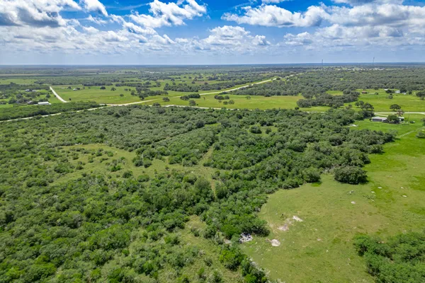 a view of a field of an outdoor space