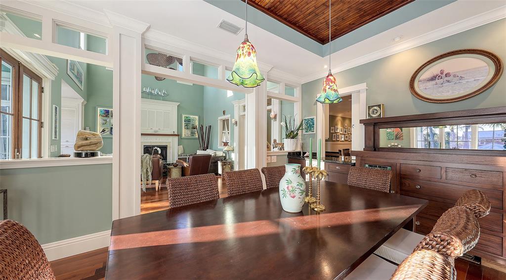 4941 Commonwealth Drive Sarasota, FL 34242 - Photo 10 of 88 Gallery Image 10