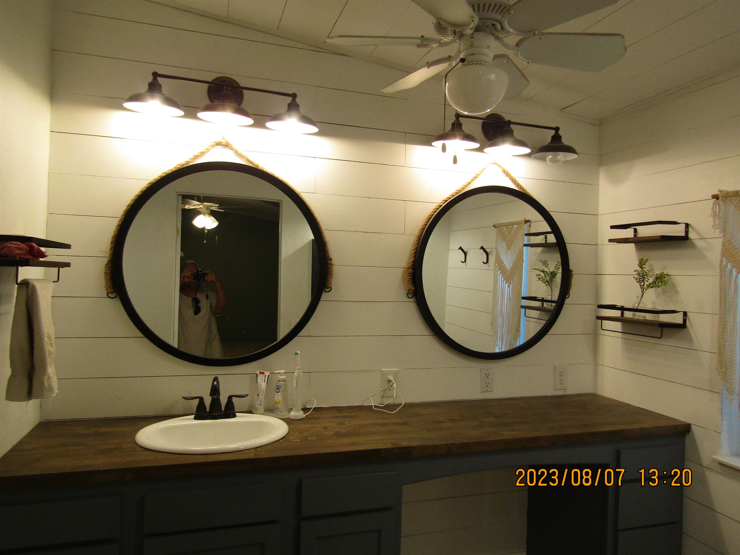 1864 Princess Lane Lillian, AL 36549 - Photo 20 of 57 Bathroom