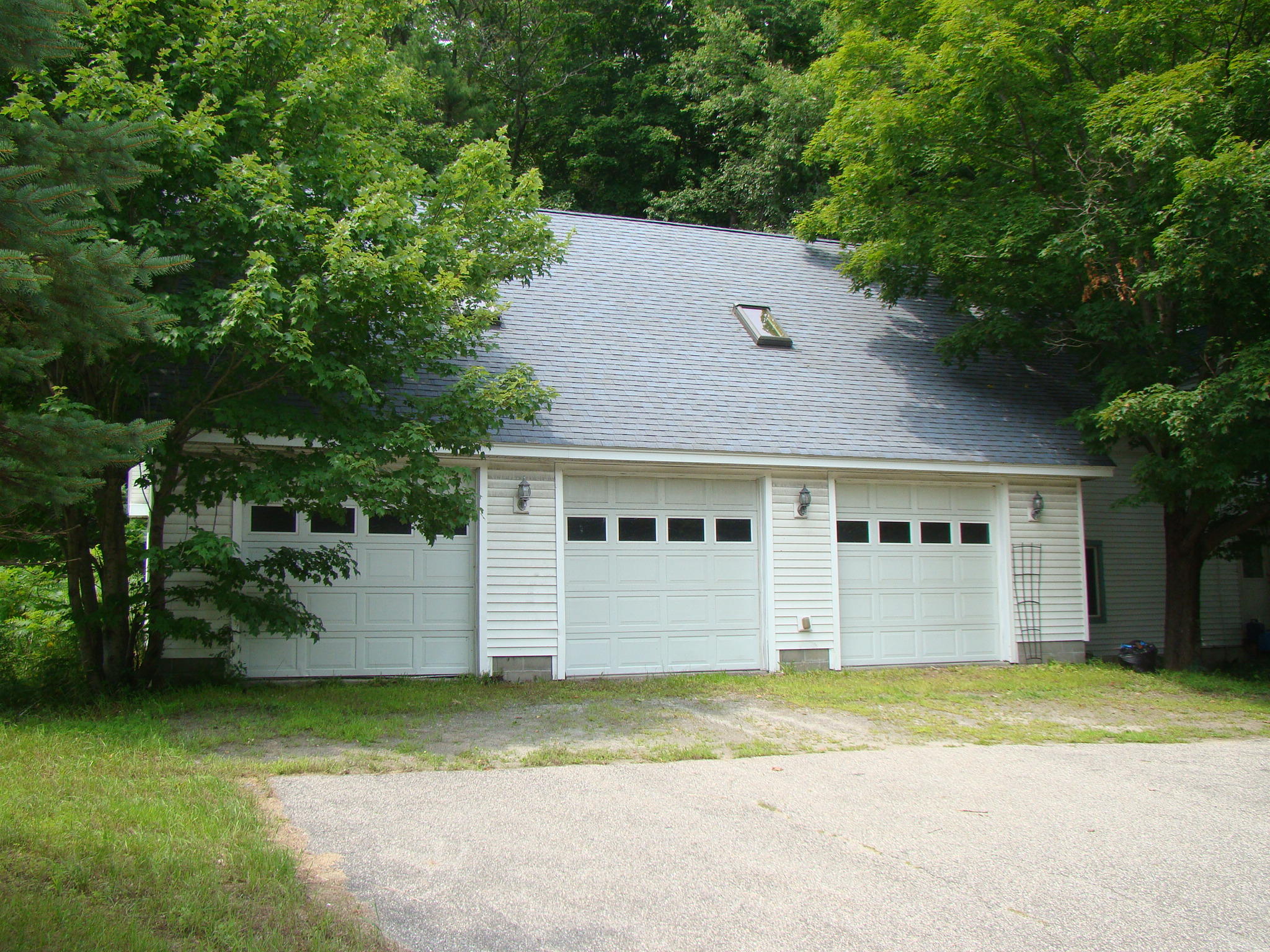 2114 Auburn Road Turner, ME 04282 - Photo 4 of 55 3 bay garage