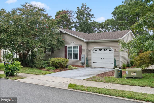 $210,000 | 277 Greenbriar Court, Mays Landing, NJ 08330