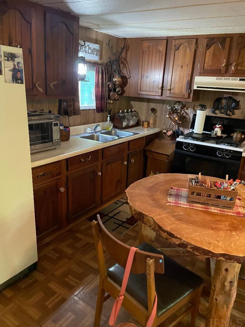 4026 North 700th Road East Jasonville, IN 47438 - Photo 13 of 16