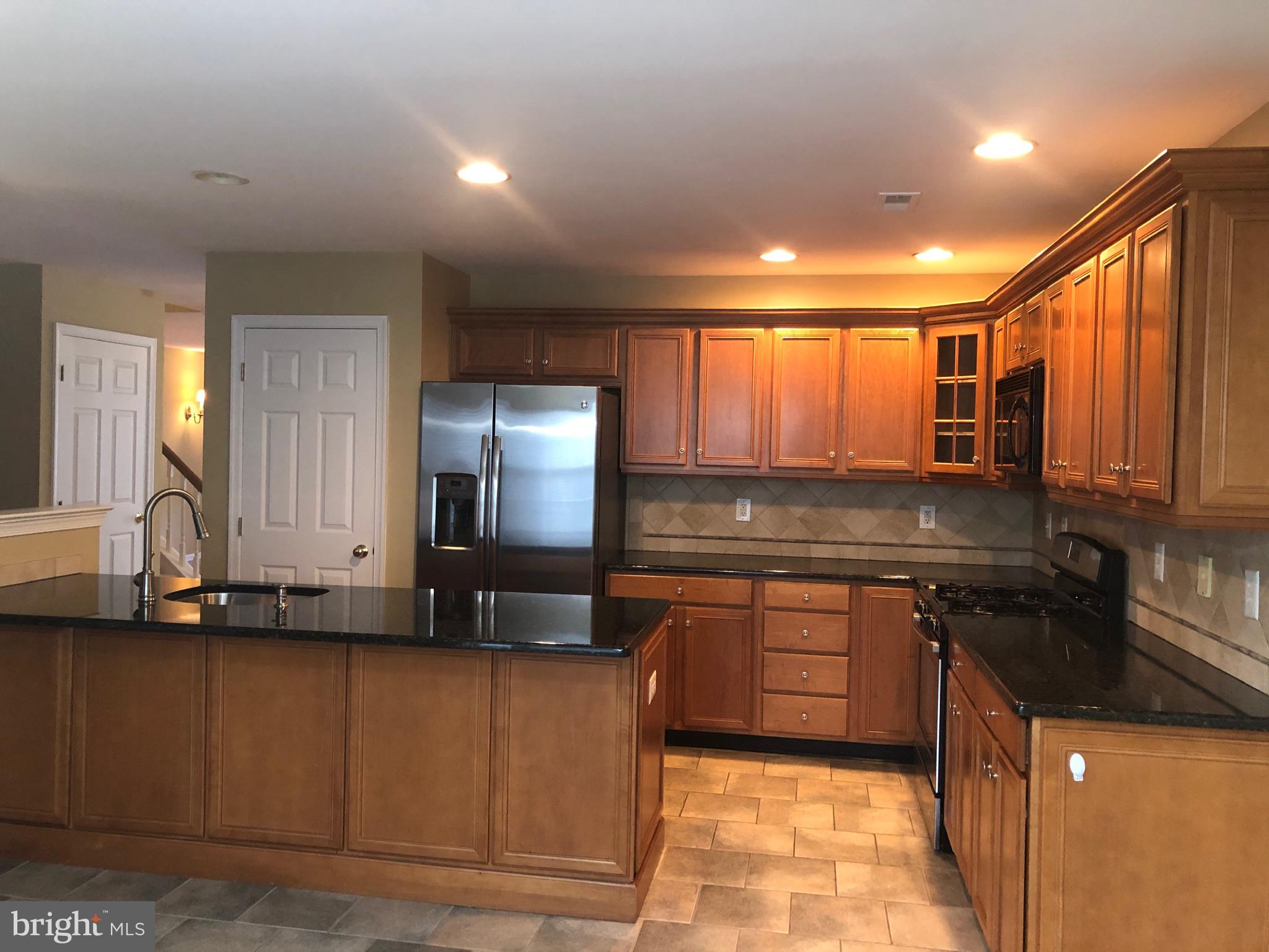 16 Hogan Way Moorestown, NJ 08057 - Photo 7 of 12 Kitchen