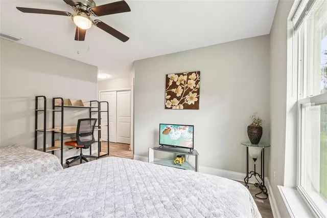 $2,300 | 1102 Fox Lake Drive, Lakeland, FL 33809