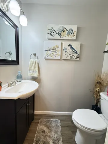 $269,000 | 1716 Pine Street, McHenry, IL 60051