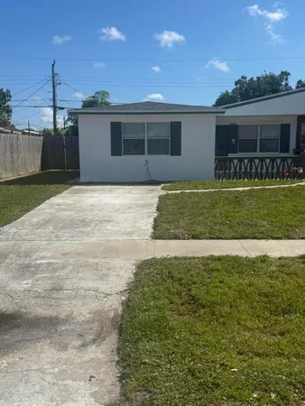 $269,999 | 5042 Eadie Place, West Palm Beach, FL 33407