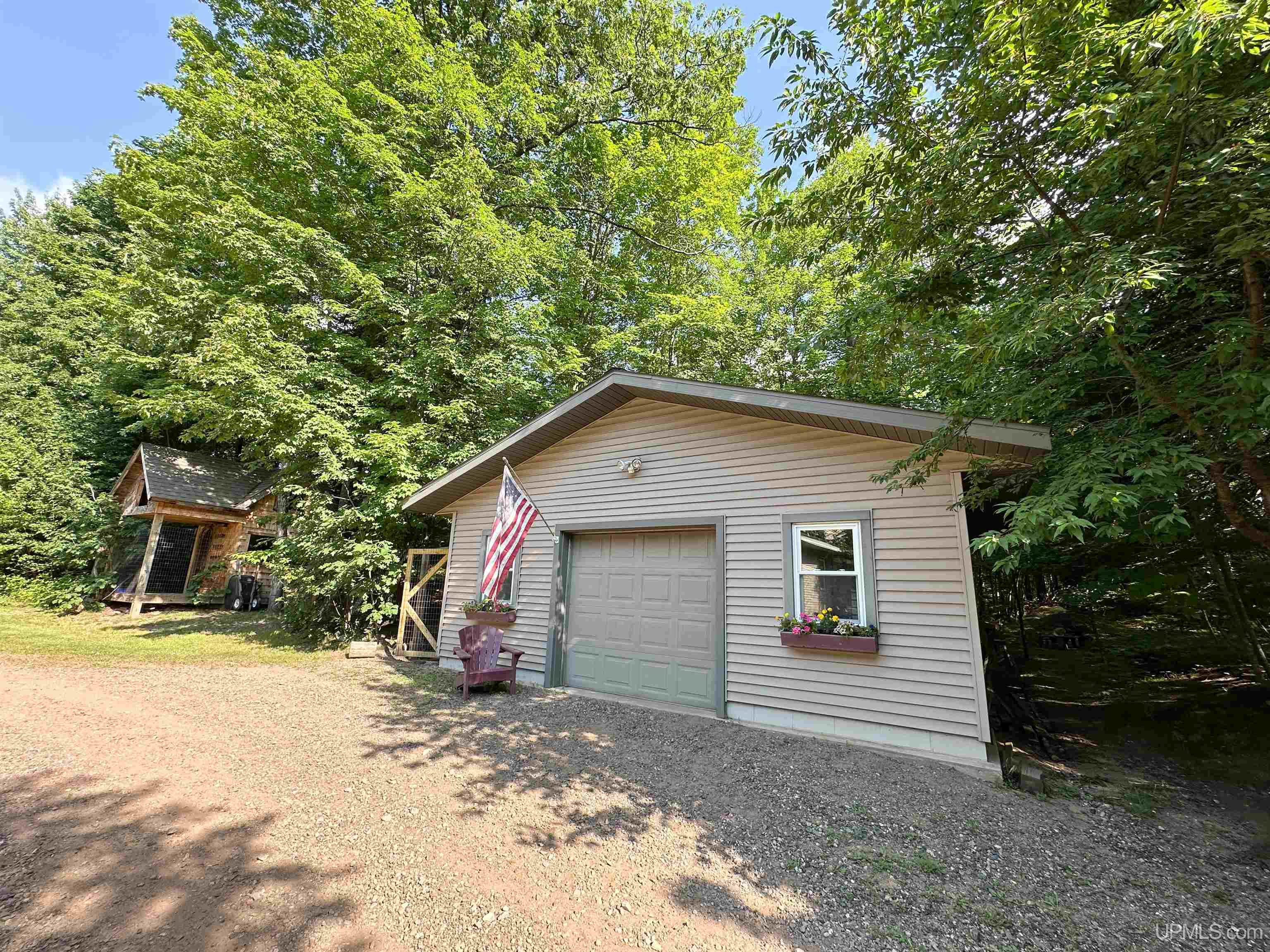 429 Rainy Creek Road Negaunee, MI 49866 - Photo 7 of 89 Gallery Image 7
