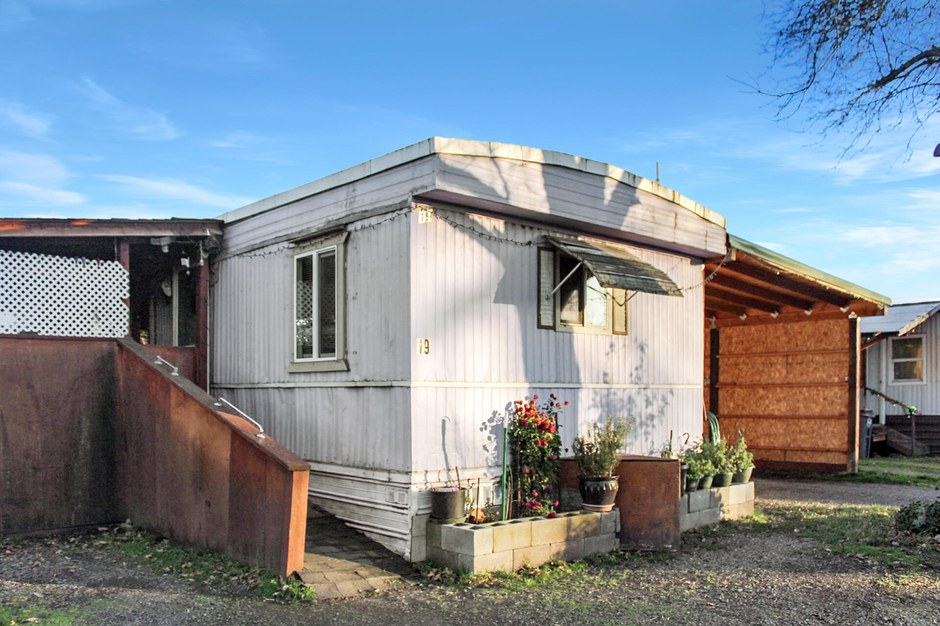 3635 Antelope Road, Unit SPC 19 White City, OR 97503 - Photo 2 of 16 Front