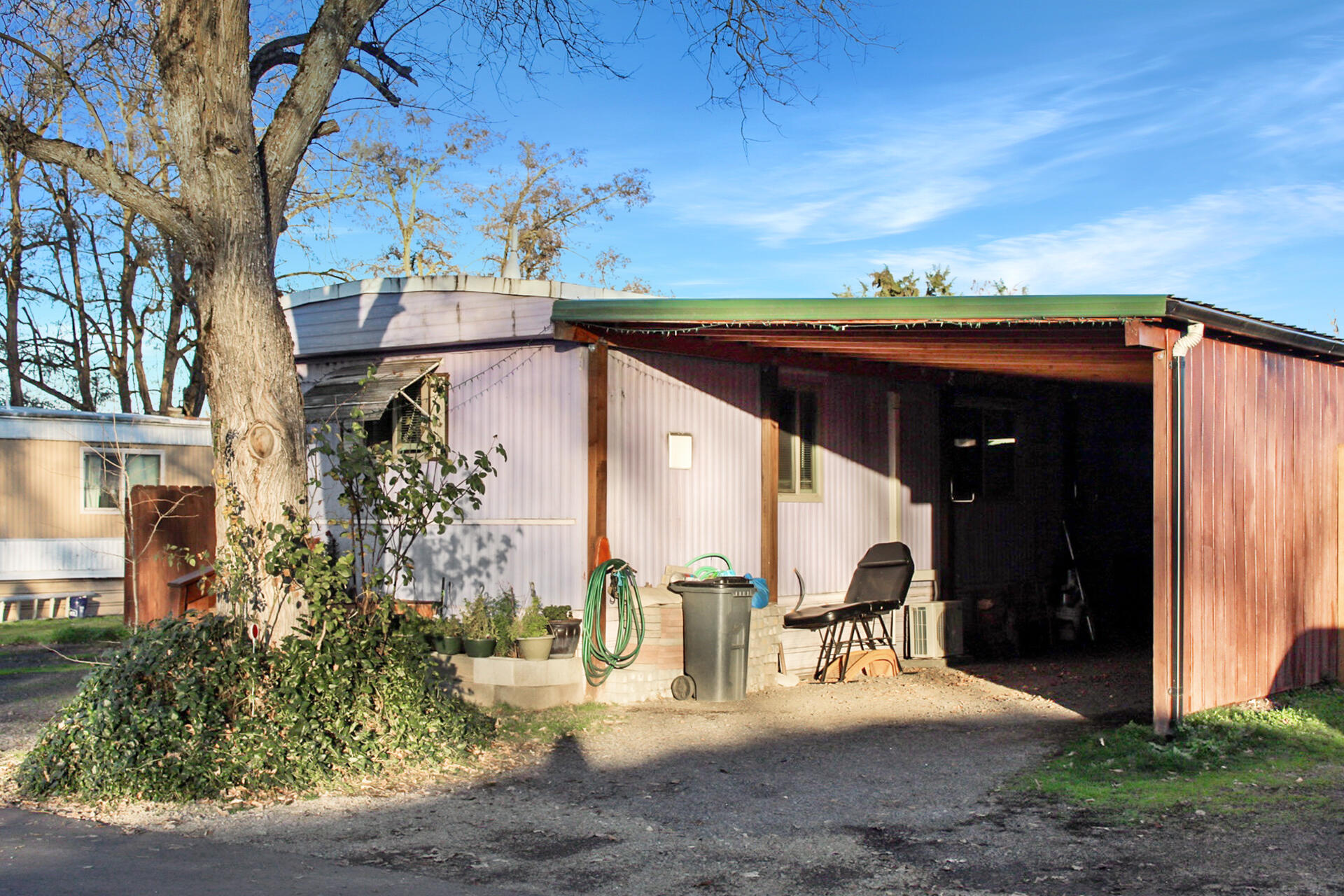 3635 Antelope Road, Unit SPC 19 White City, OR 97503 - Photo 3 of 16 Carport