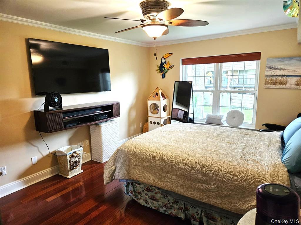 655 Middle Country Road, Unit 2H2 Coram, NY 11727 - Photo 24 of 37