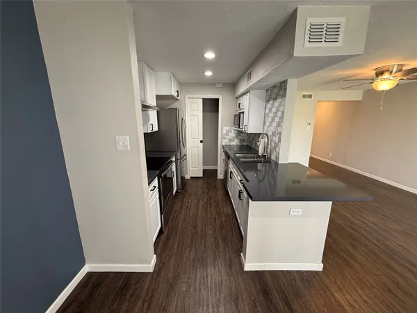 $140,000 | 4011 NASA Road 1, Unit 515, Seabrook, TX 77586