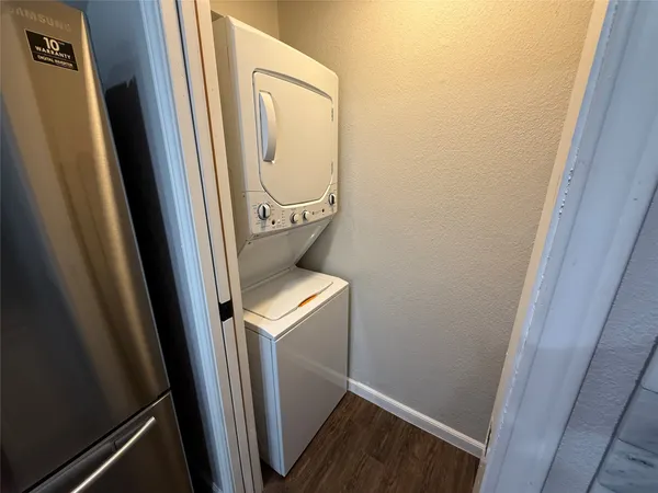 $140,000 | 4011 NASA Road 1, Unit 515, Seabrook, TX 77586