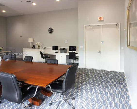 $2,500 | 2775 Northeast 187th Street, Unit 319, Aventura, FL 33180