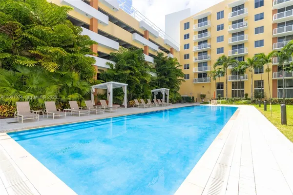 $2,500 | 2775 Northeast 187th Street, Unit 319, Aventura, FL 33180