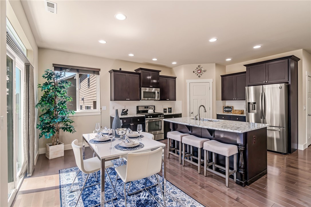 4030 177th Street Southeast Bothell, WA 98012 - Photo 8 of 38