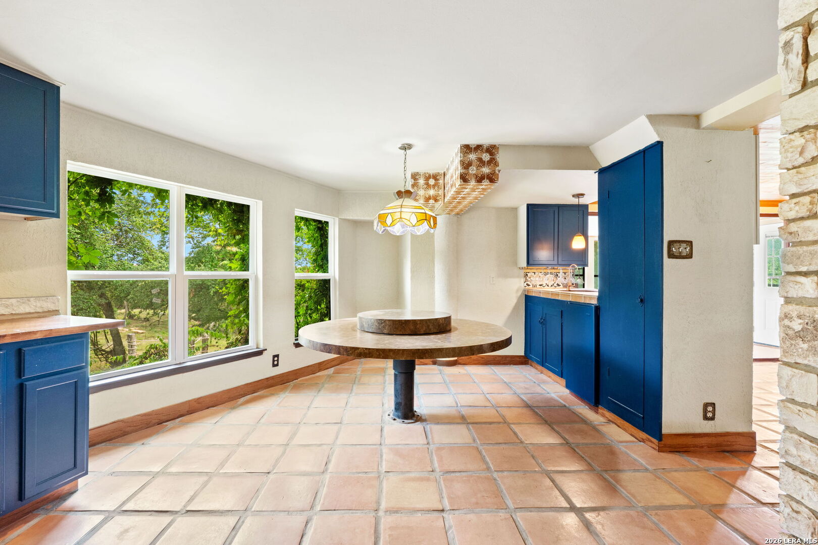 34 J Williams Road Boerne, TX 78006 - Photo 13 of 48