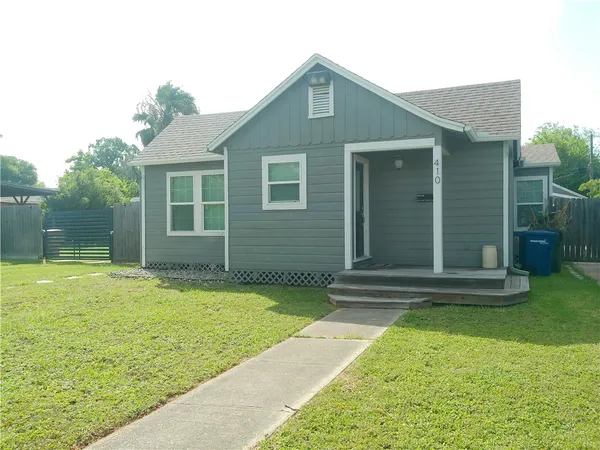 $2,295 | 410 Indiana Avenue, Corpus Christi, TX 78404