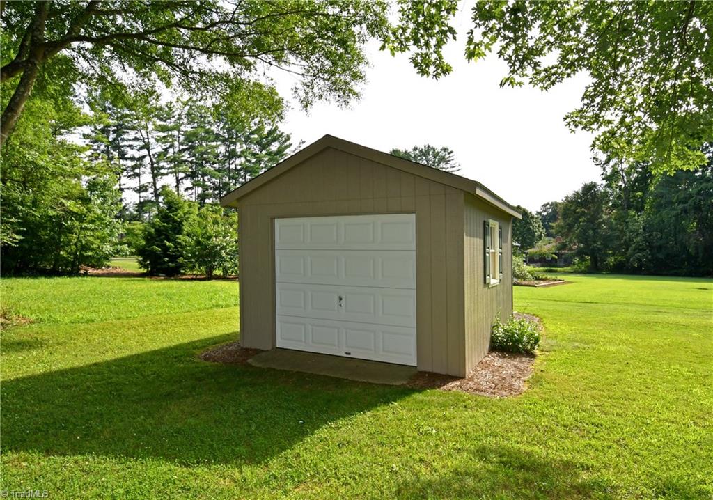2970 Kecoughtan Road Pfafftown, NC 27040 - Photo 23 of 24 Gallery Image 23