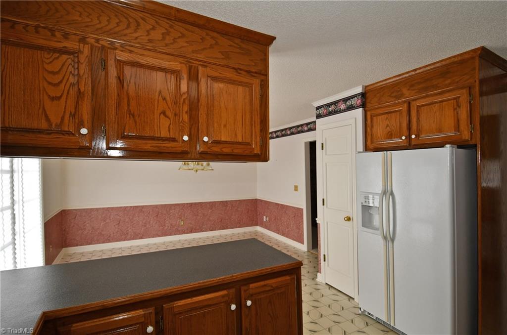 2970 Kecoughtan Road Pfafftown, NC 27040 - Photo 7 of 24 Gallery Image 7