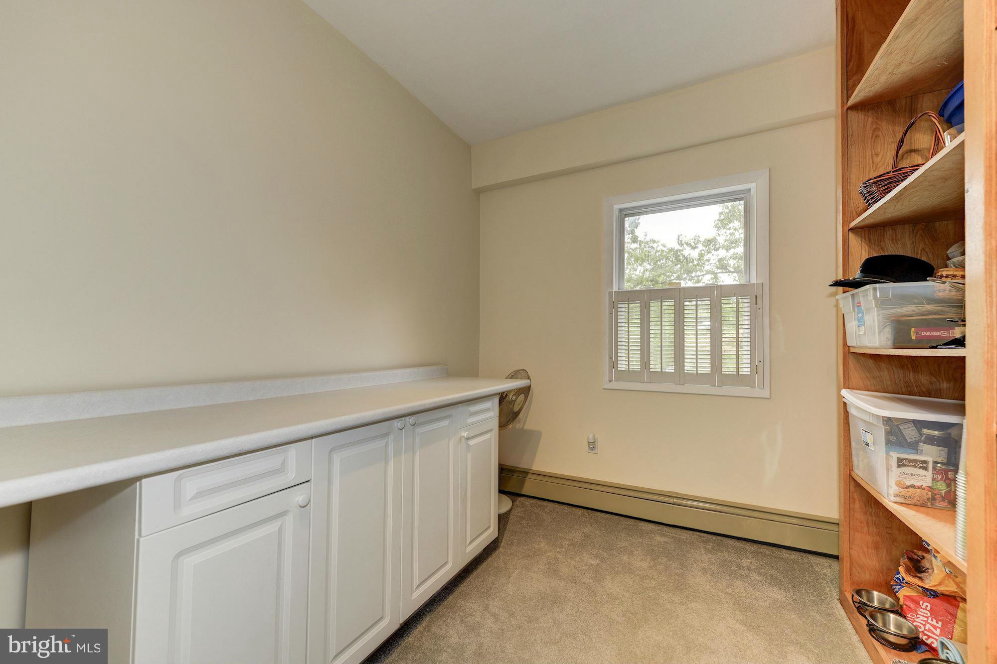 7113 Fort Hunt Road Alexandria, VA 22307 - Photo 13 of 30 Interior (General)