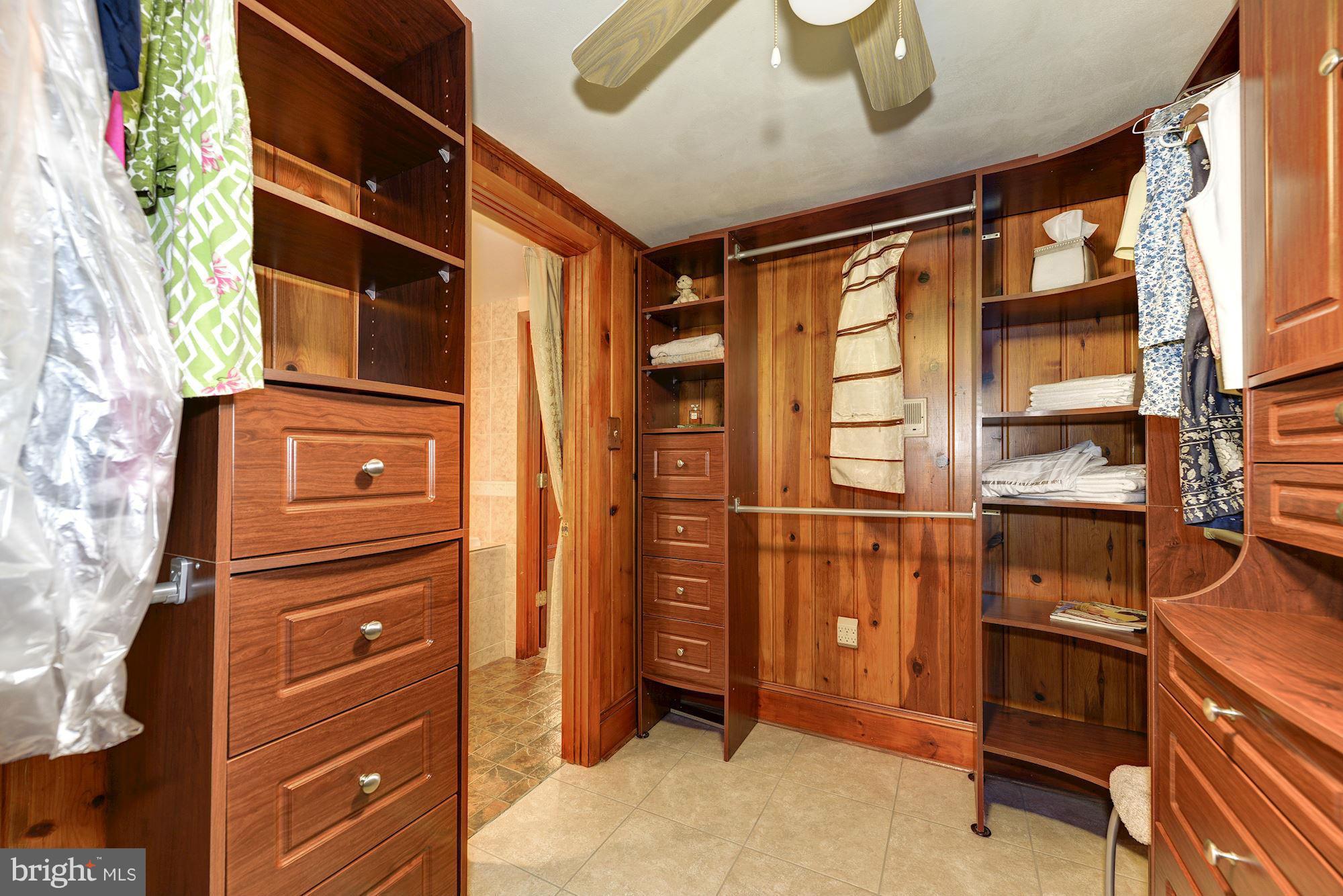 7113 Fort Hunt Road Alexandria, VA 22307 - Photo 23 of 30 Interior (General)