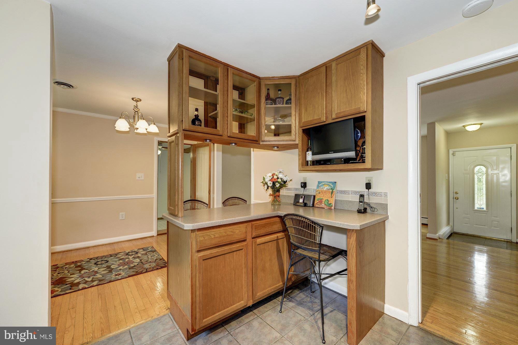 7113 Fort Hunt Road Alexandria, VA 22307 - Photo 10 of 30 Kitchen