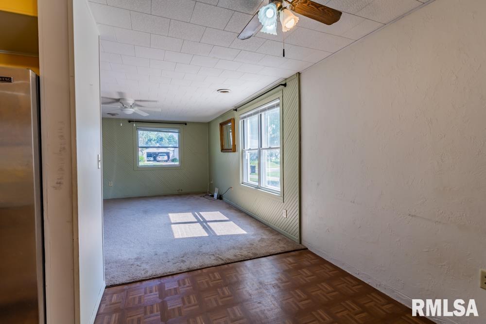 208 Kaskaskia Road Marquette Heights, IL 61554 - Photo 6 of 31 Gallery Image 6