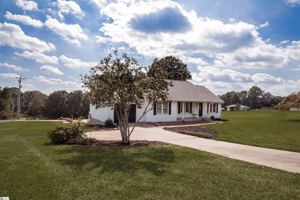 $2,200 | 294 Fish Camp Road, Easley, SC 29642