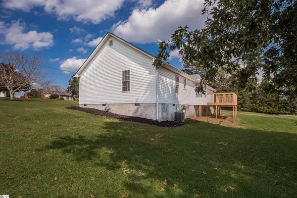 $2,200 | 294 Fish Camp Road, Easley, SC 29642