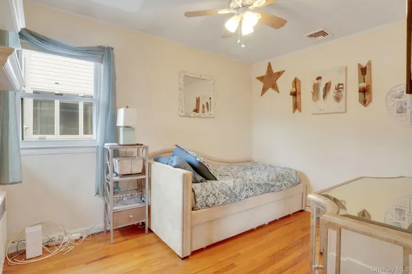 $1,299,000 | 162-55 12th Avenue | Beechhurst