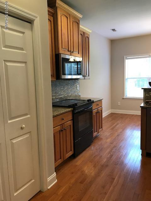 1132 Rivage Promenade, Unit PROMENADE Wilmington, NC 28412 - Photo 9 of 23 IMG_9543