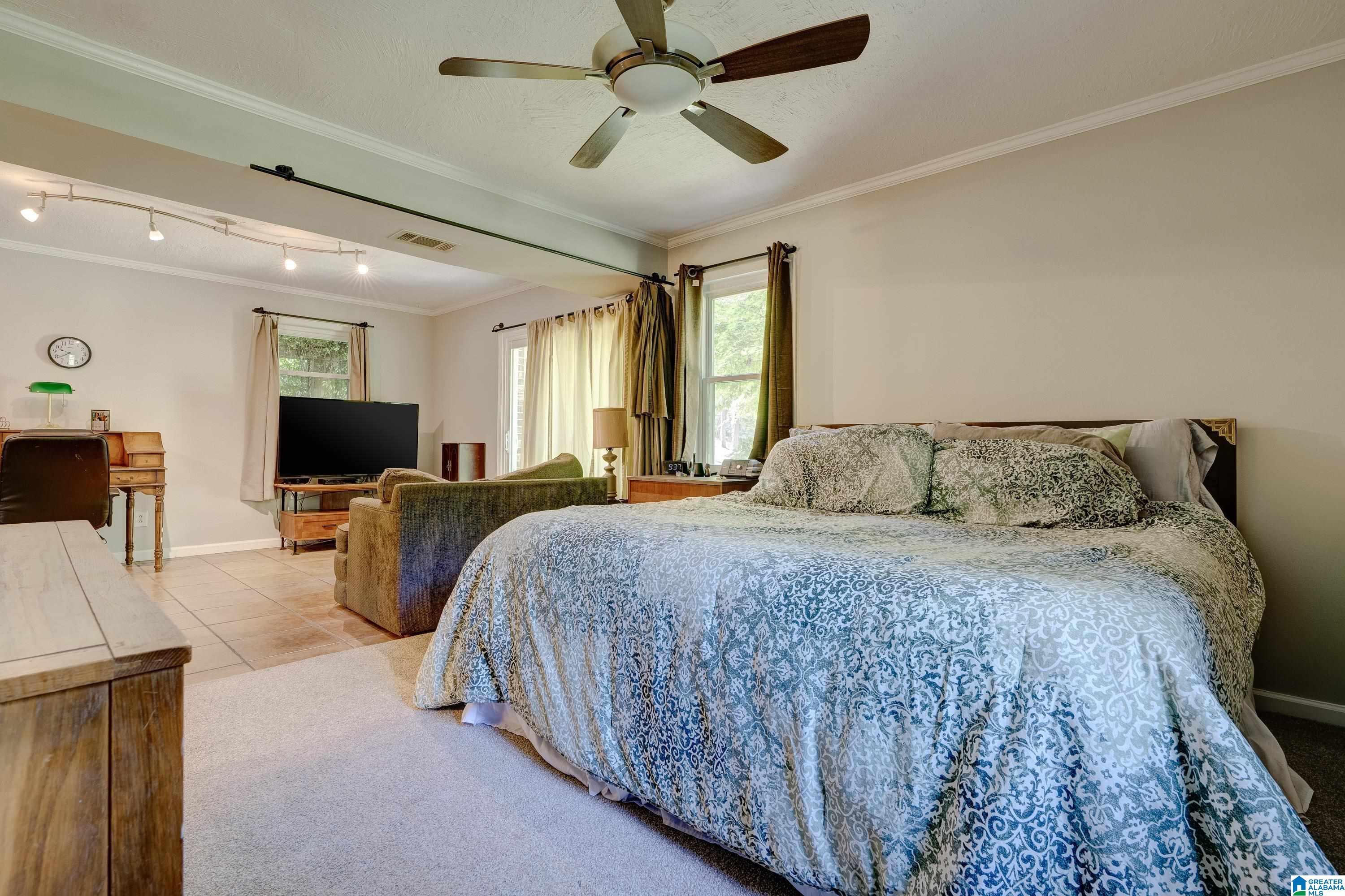1859 Rex Lake Road Leeds, AL 35094 - Photo 18 of 34