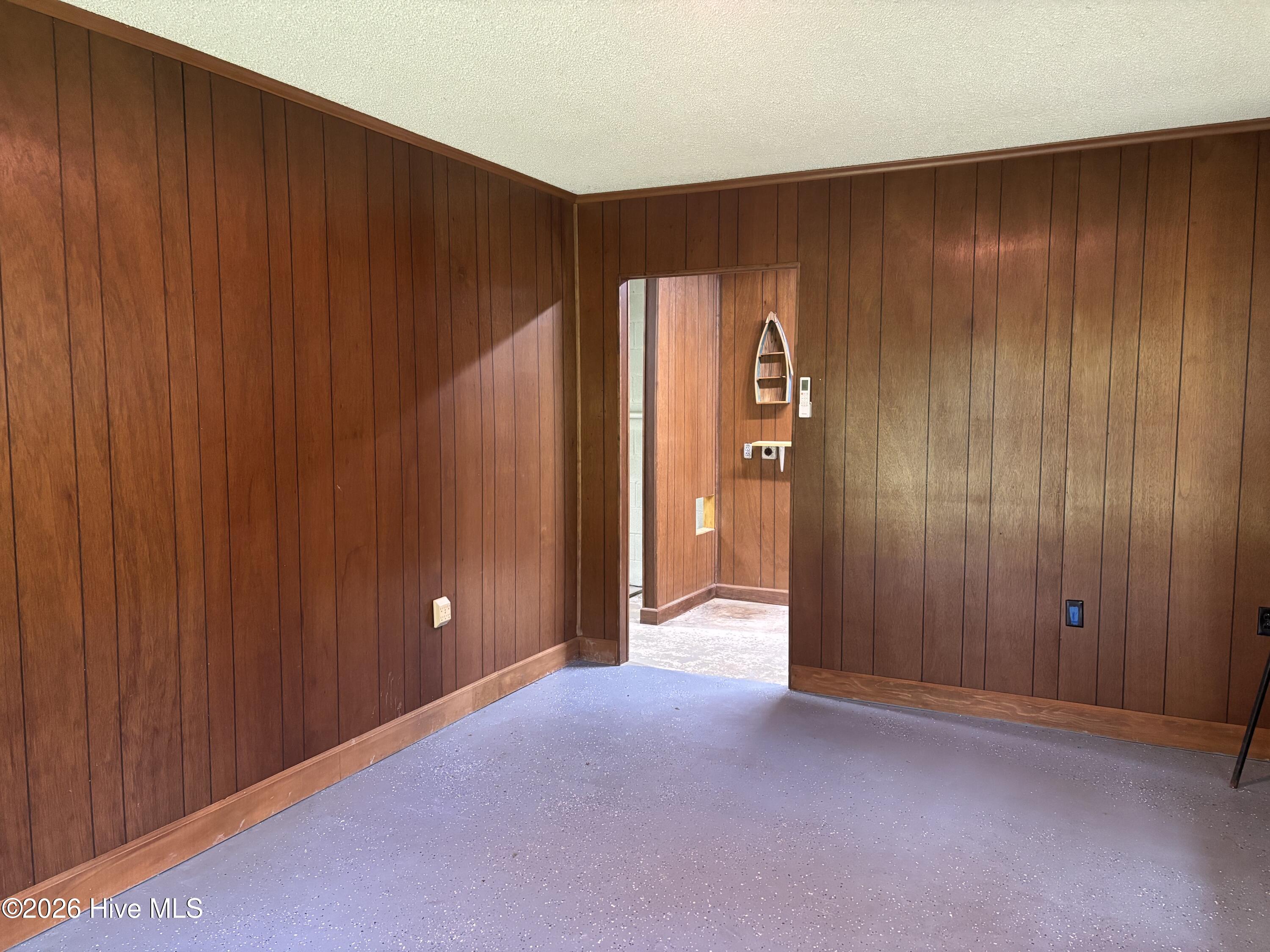 312 Neuse Cliff Road New Bern, NC 28560 - Photo 52 of 56 Room downstairs