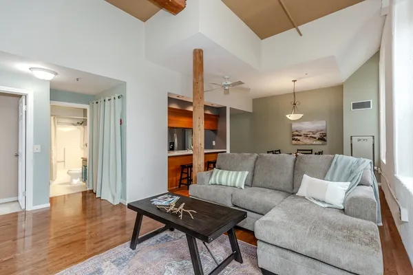 $279,000 | 15 Higgins Street, Unit 201, Smithfield, RI 02917