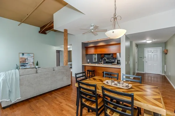 $279,000 | 15 Higgins Street, Unit 201, Smithfield, RI 02917