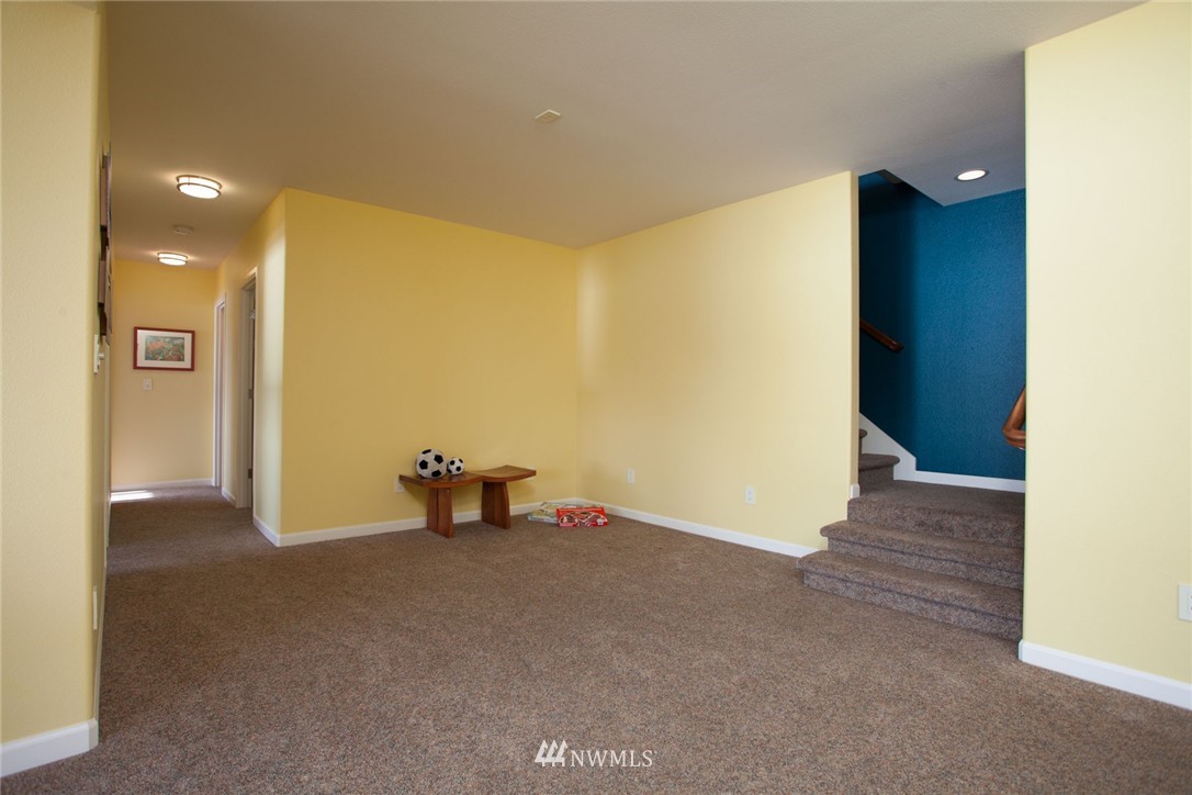 6837 Ripley Ln S East Renton, WA 98056 - Photo 11 of 25