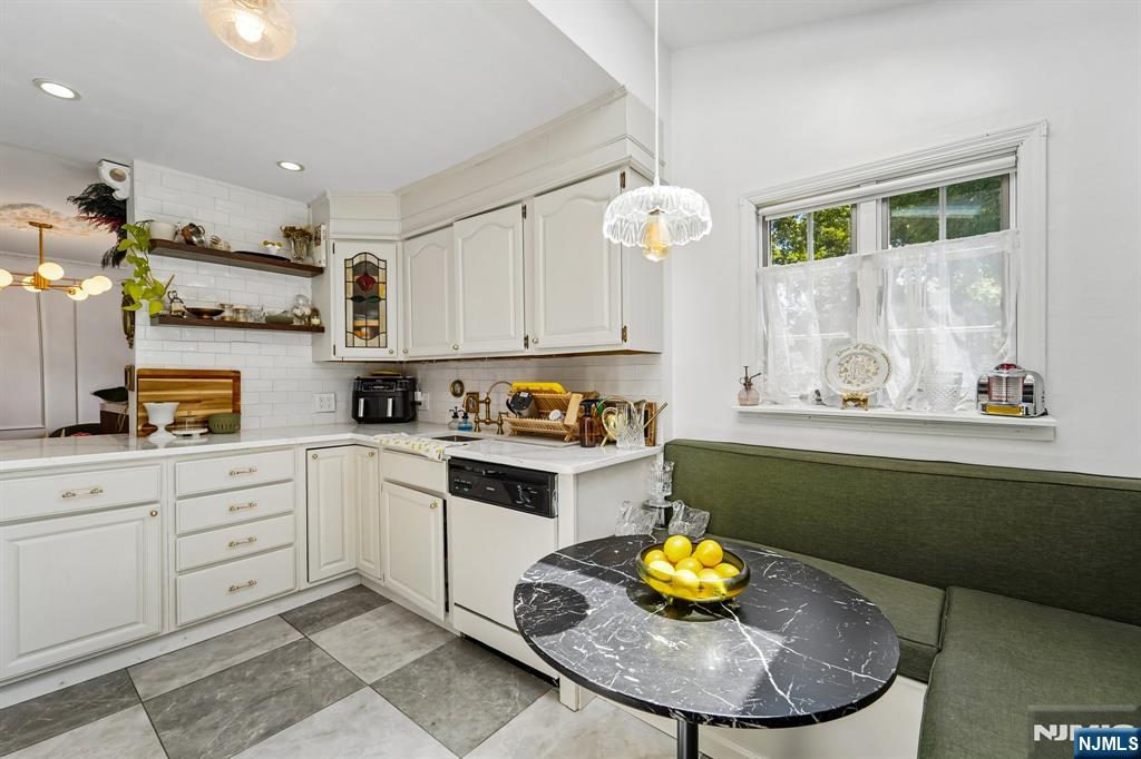 67 Marlboro Road Clifton, NJ 07012 - Photo 13 of 42
