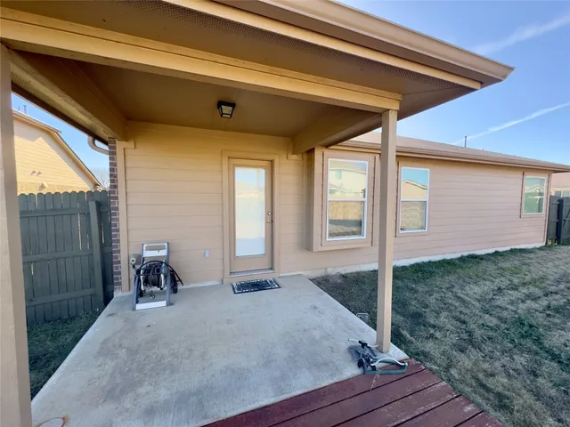 $2,100 | 315 Wildcat Drive, Bastrop, TX 78602