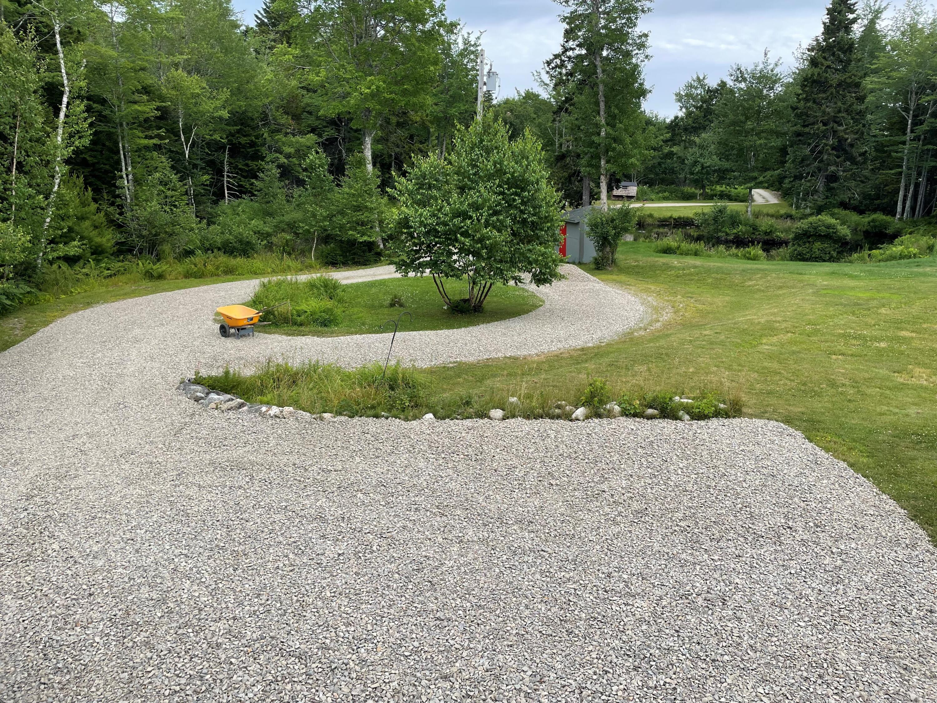 925 Oak Point Road Trenton, ME 04605 - Photo 12 of 39 3