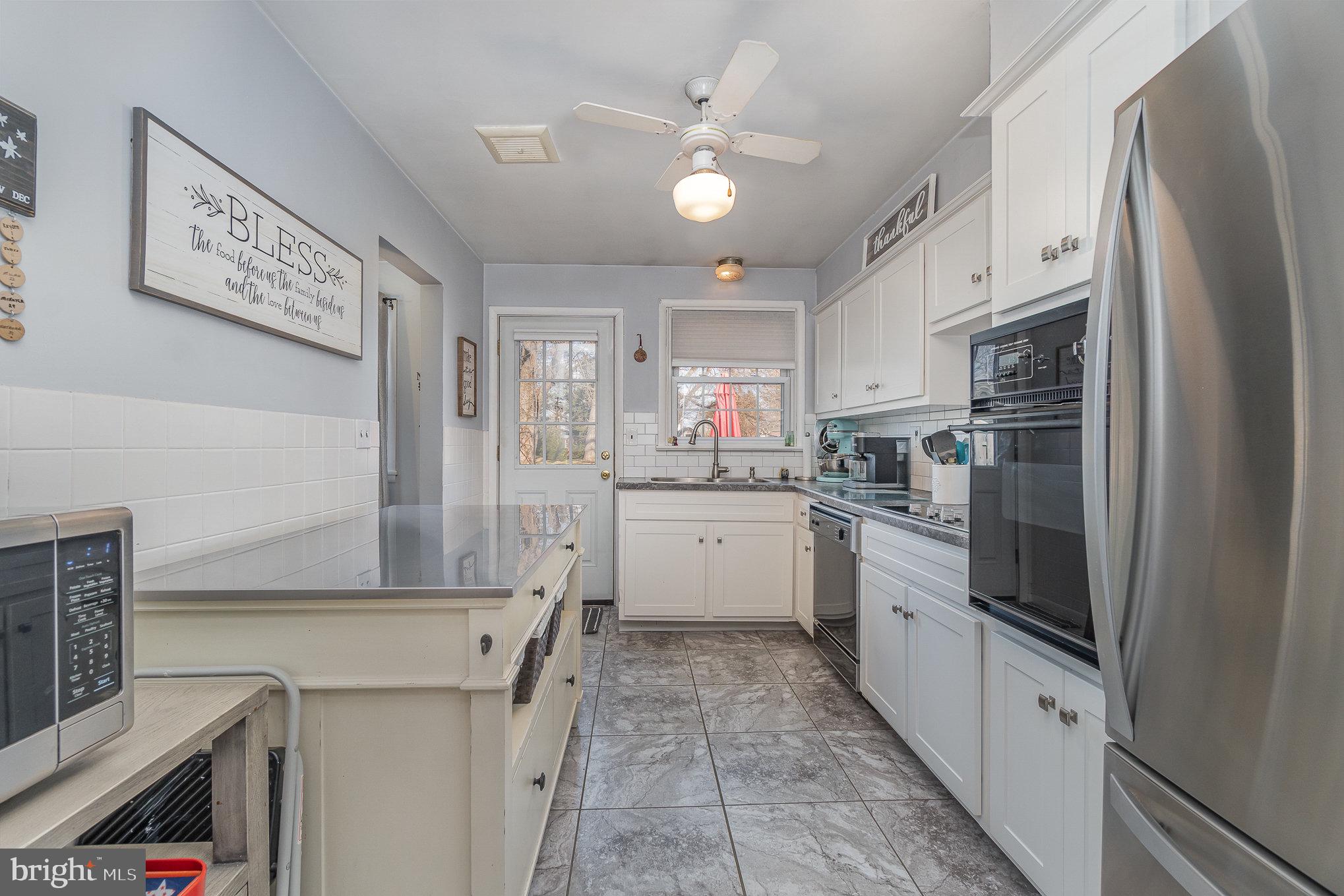 509 Rome Road Lititz, PA 17543 - Photo 9 of 29
