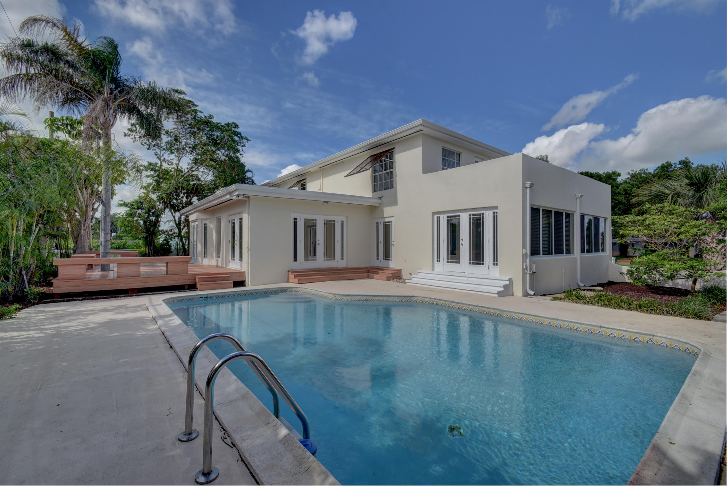 320 Colonial Road West Palm Beach, FL 33405 - Photo 1 of 36 320 Colonial Rd