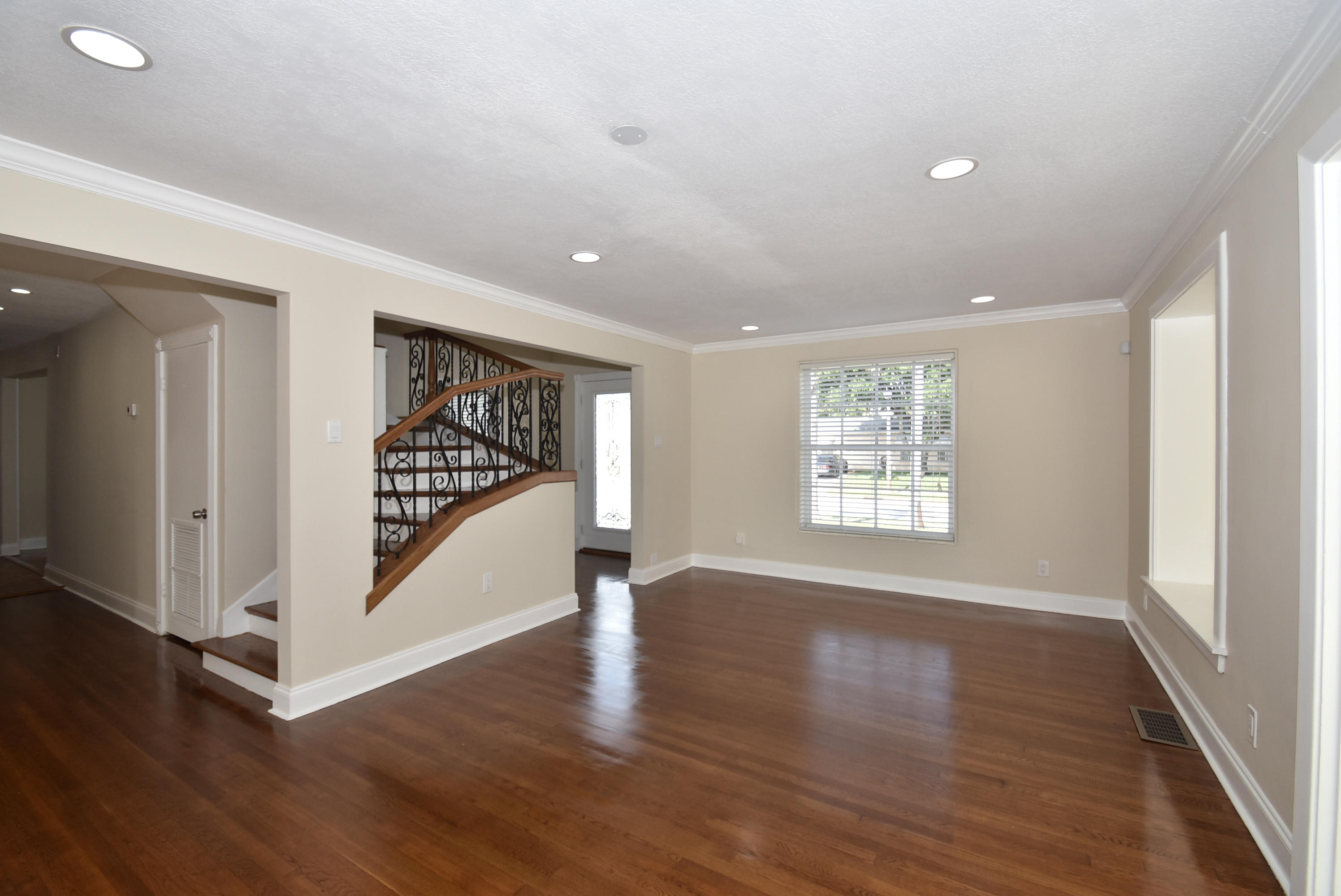 320 Colonial Road West Palm Beach, FL 33405 - Photo 15 of 36 320 Colonial Rd