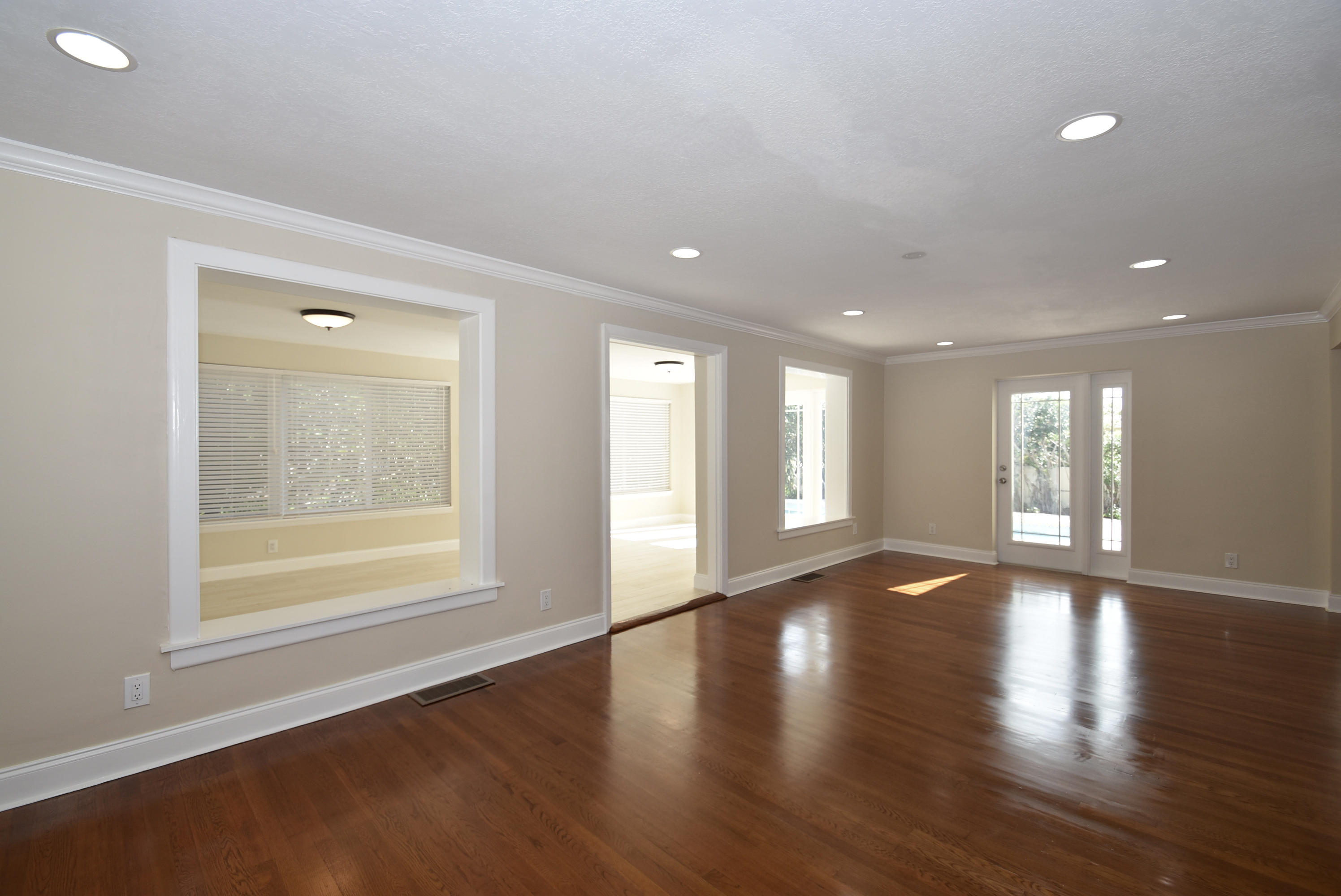 320 Colonial Road West Palm Beach, FL 33405 - Photo 16 of 36 320 Colonial Rd