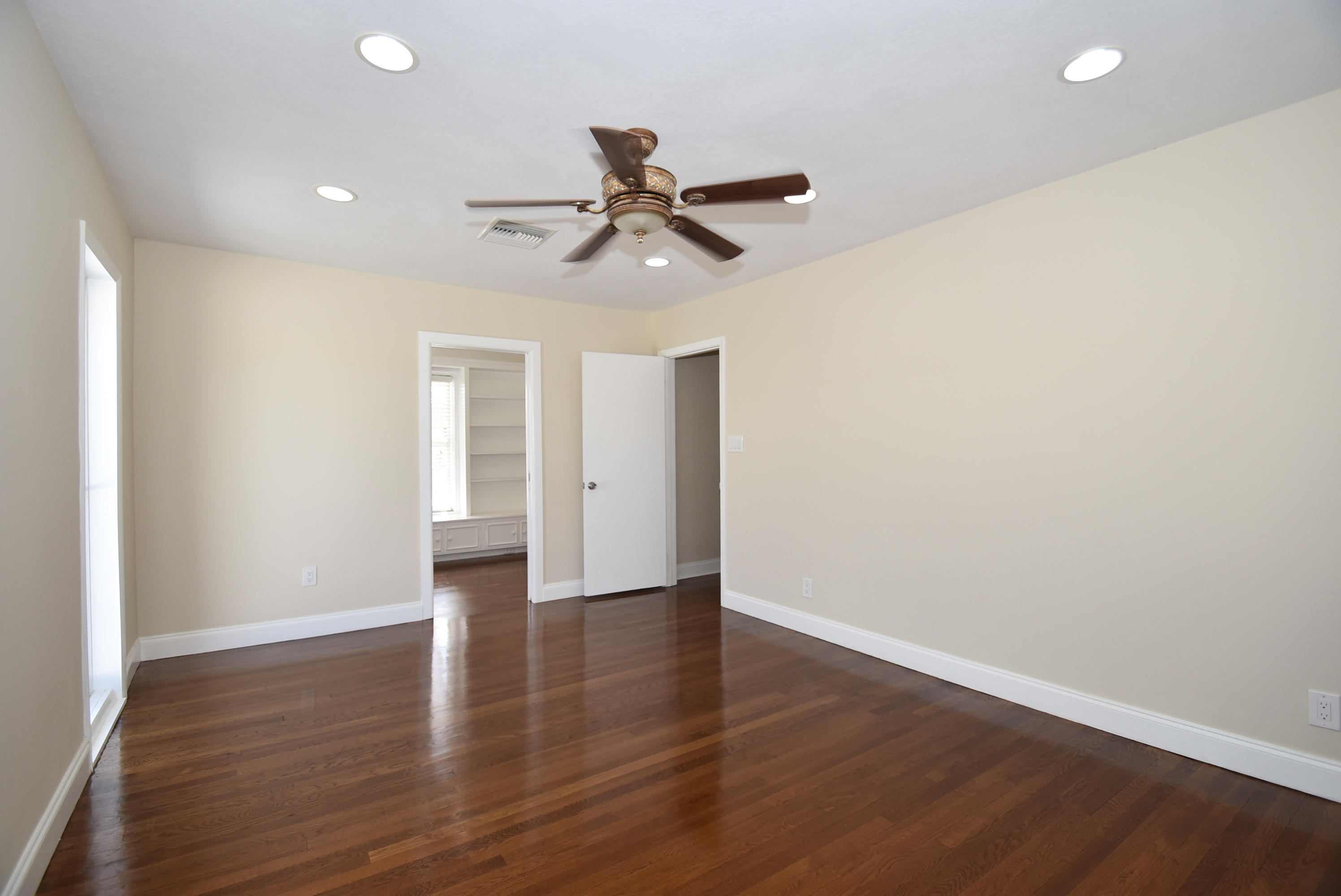 320 Colonial Road West Palm Beach, FL 33405 - Photo 23 of 36 320 Colonial Rd