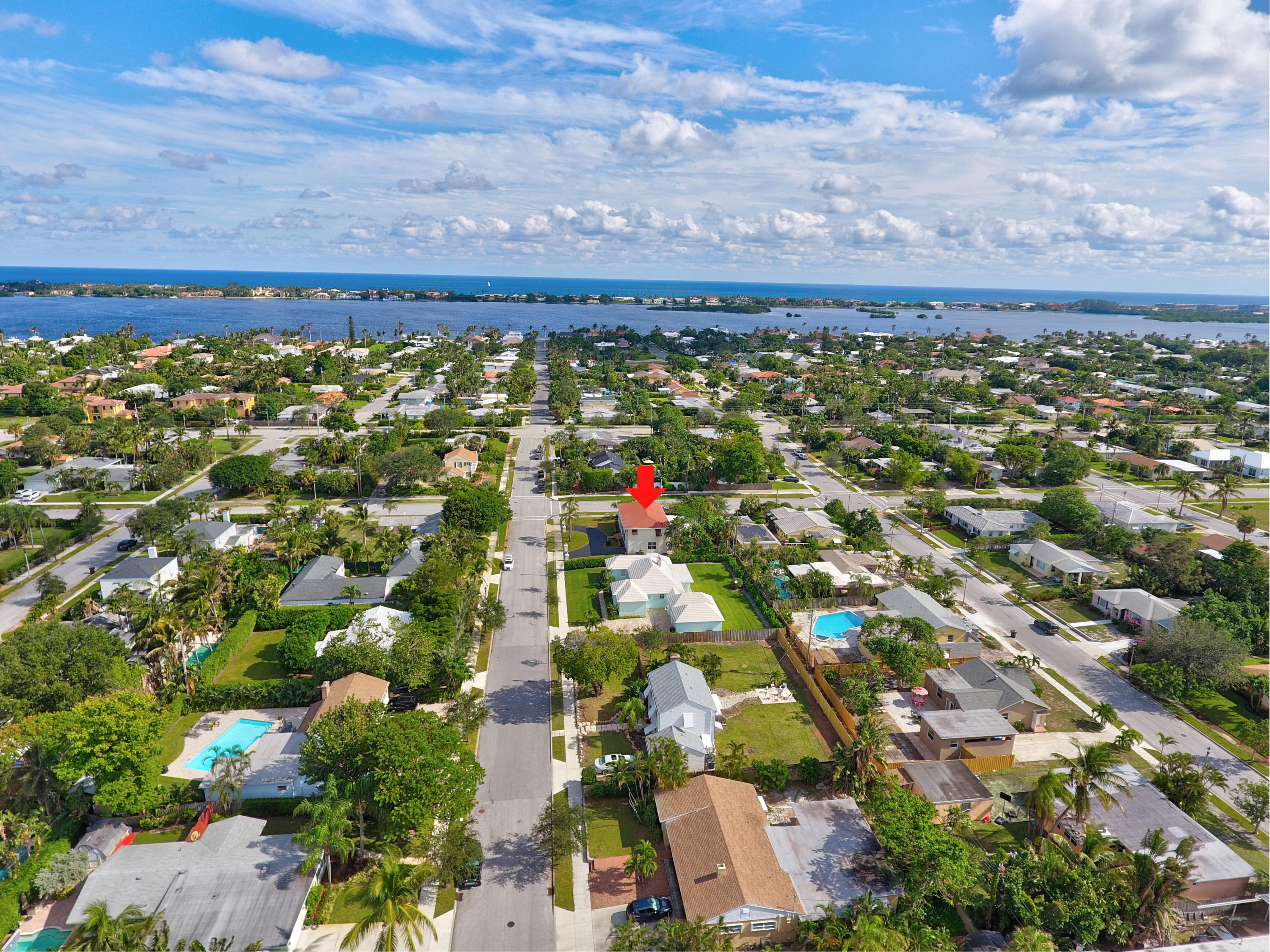 320 Colonial Road West Palm Beach, FL 33405 - Photo 3 of 36 320 Colonial Rd