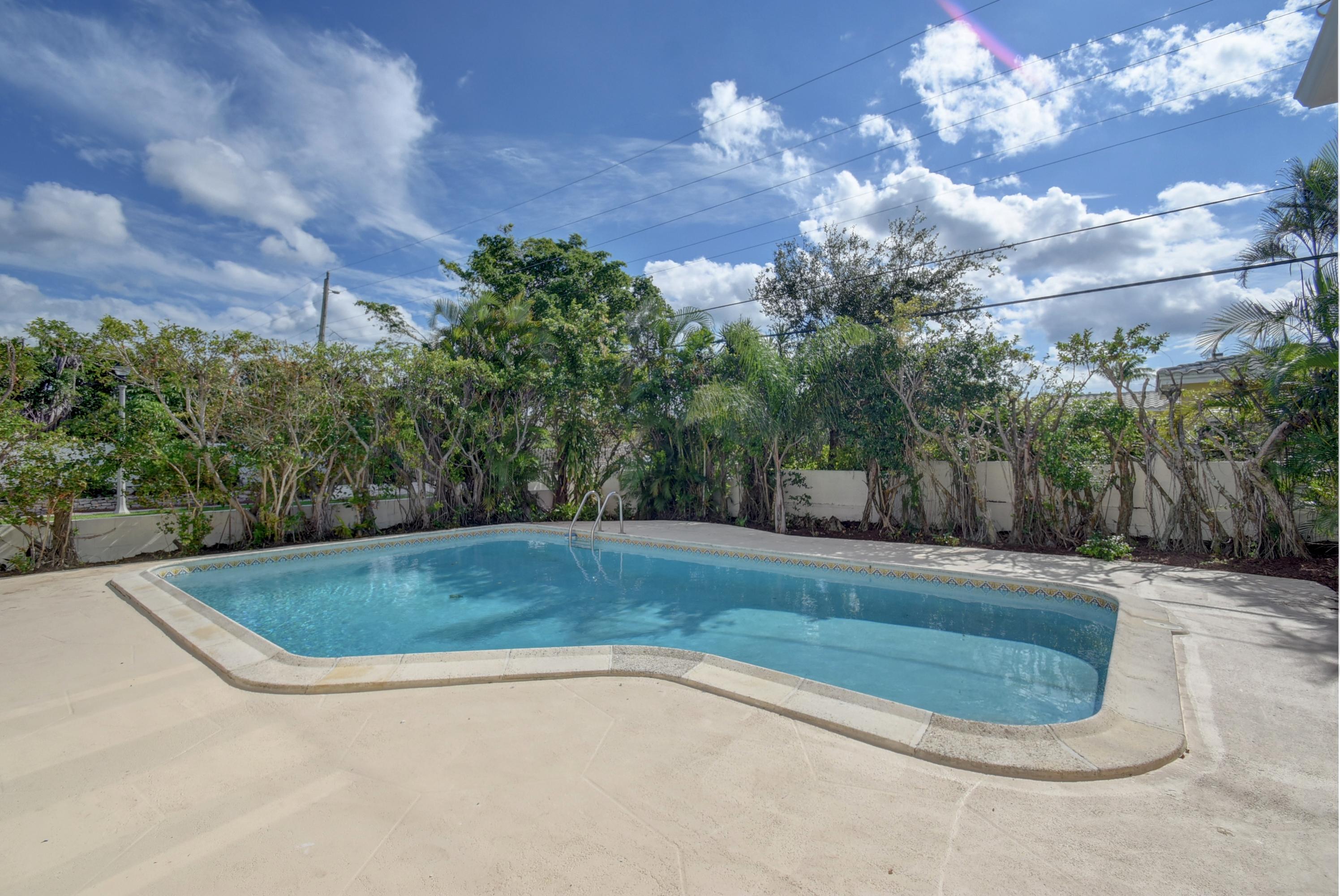 320 Colonial Road West Palm Beach, FL 33405 - Photo 36 of 36 320 Colonial Rd
