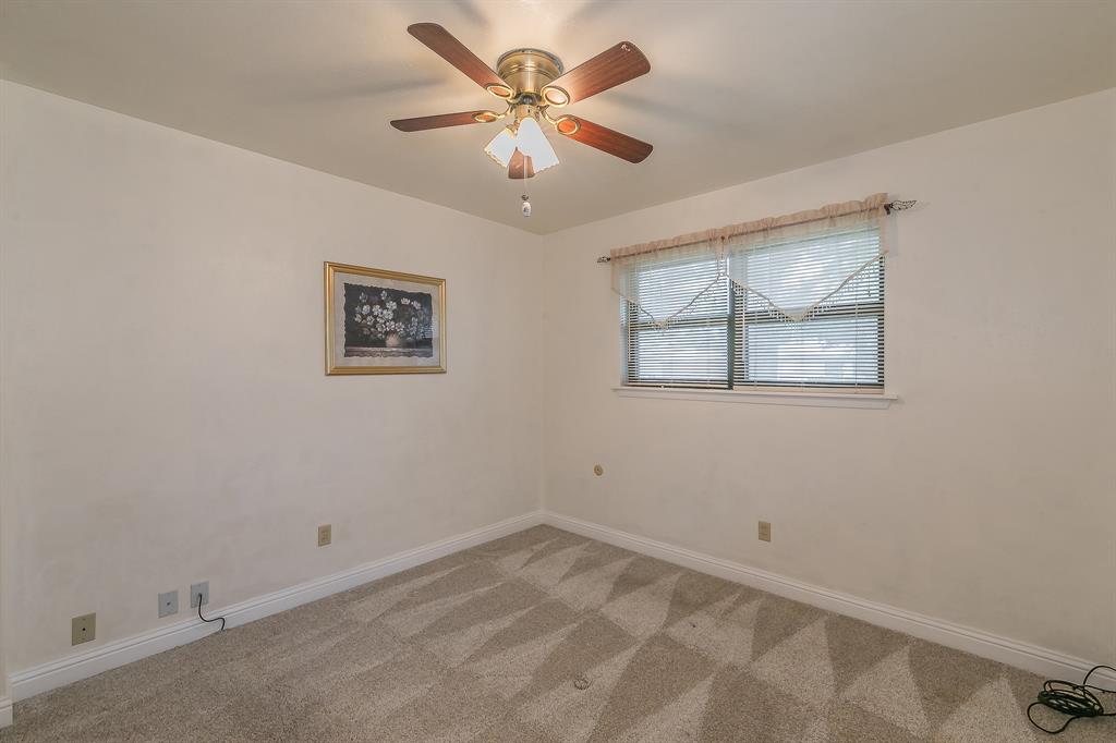 5828 Westcrest Drive West Edgecliff Village, TX 76134 - Photo 21 of 38